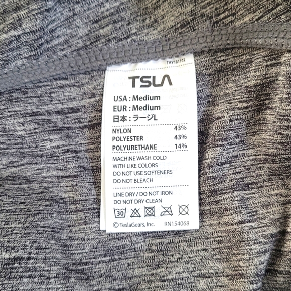 TSLA cropped yoga pants - Picture 3 of 5